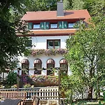 Pension Fuhrmann's Elb- Café